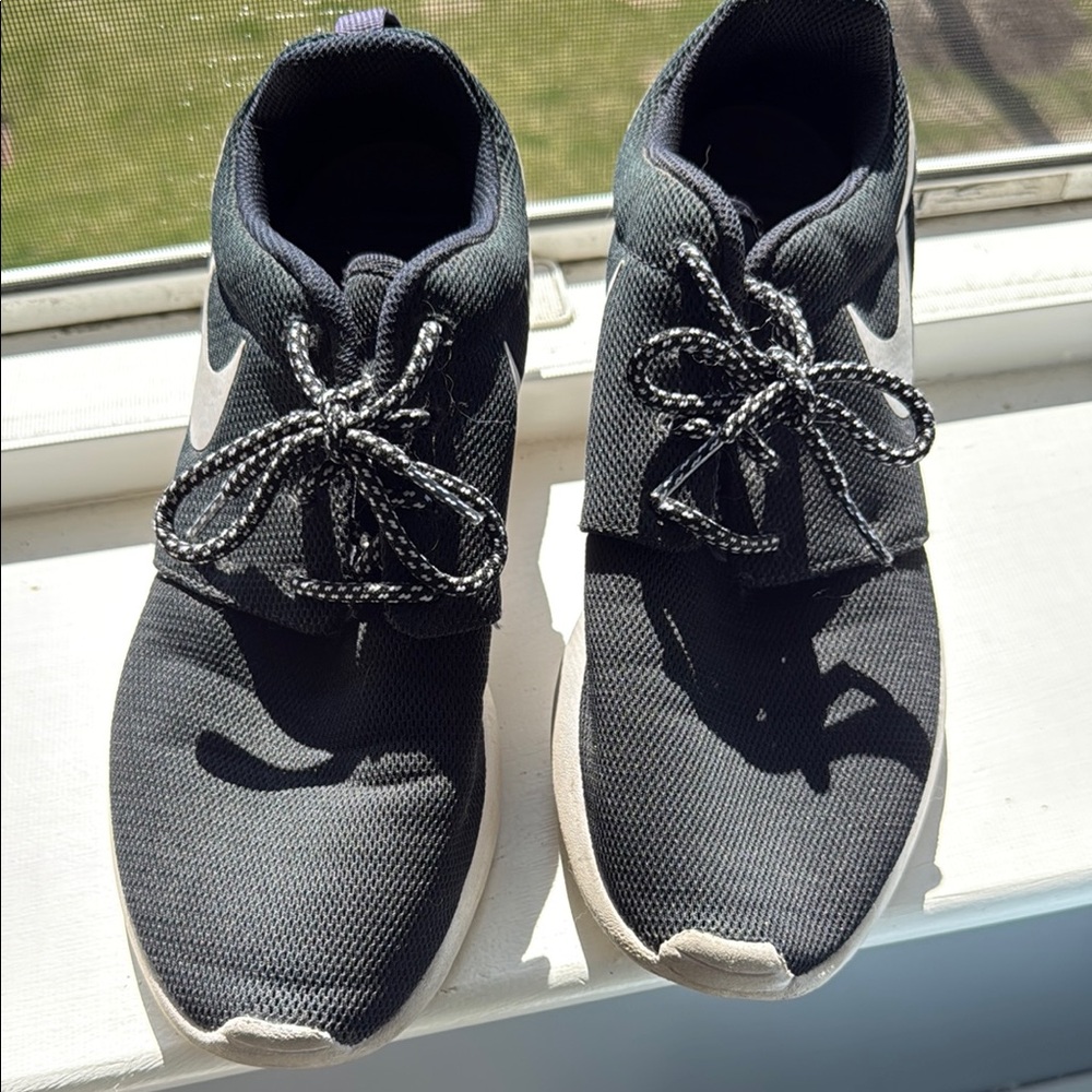 Nike Black and White Athletic Sneakers